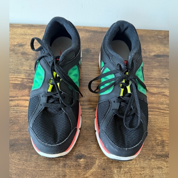 Nike Dual Fusion Shoes Size 7Y - Picture 2 of 15